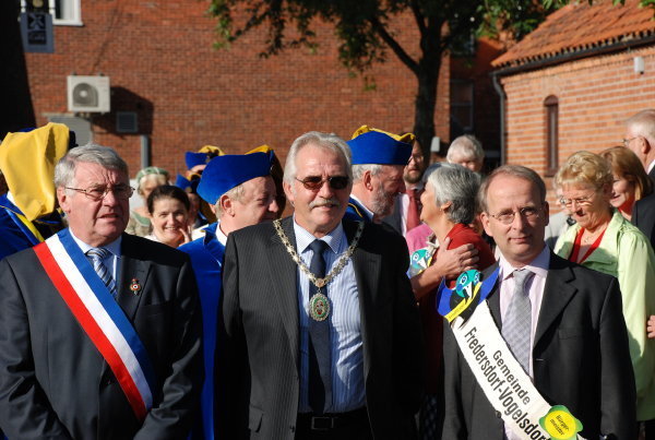 Bilder Unterzeichnung Sleaford