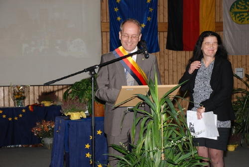 Herr Dr. Uwe Klett und Frau Gisela Kremberg, die seine Rede ins Französische übersetzte